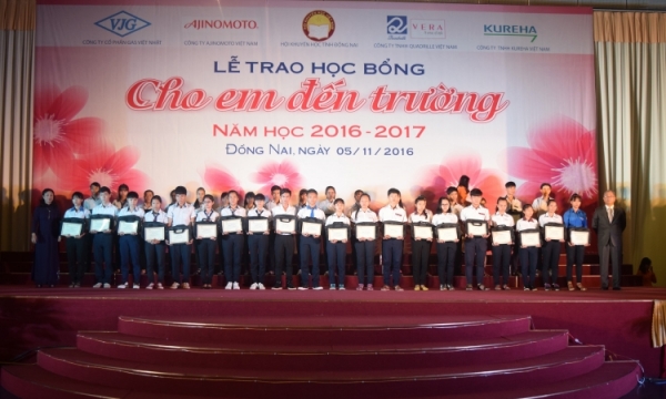 Ajinomoto Việt Nam đồng hành cùng trẻ em nghèo hiếu học tỉnh Đồng Nai